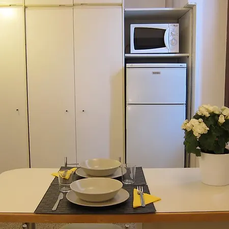 Porta Iovia Apartment *